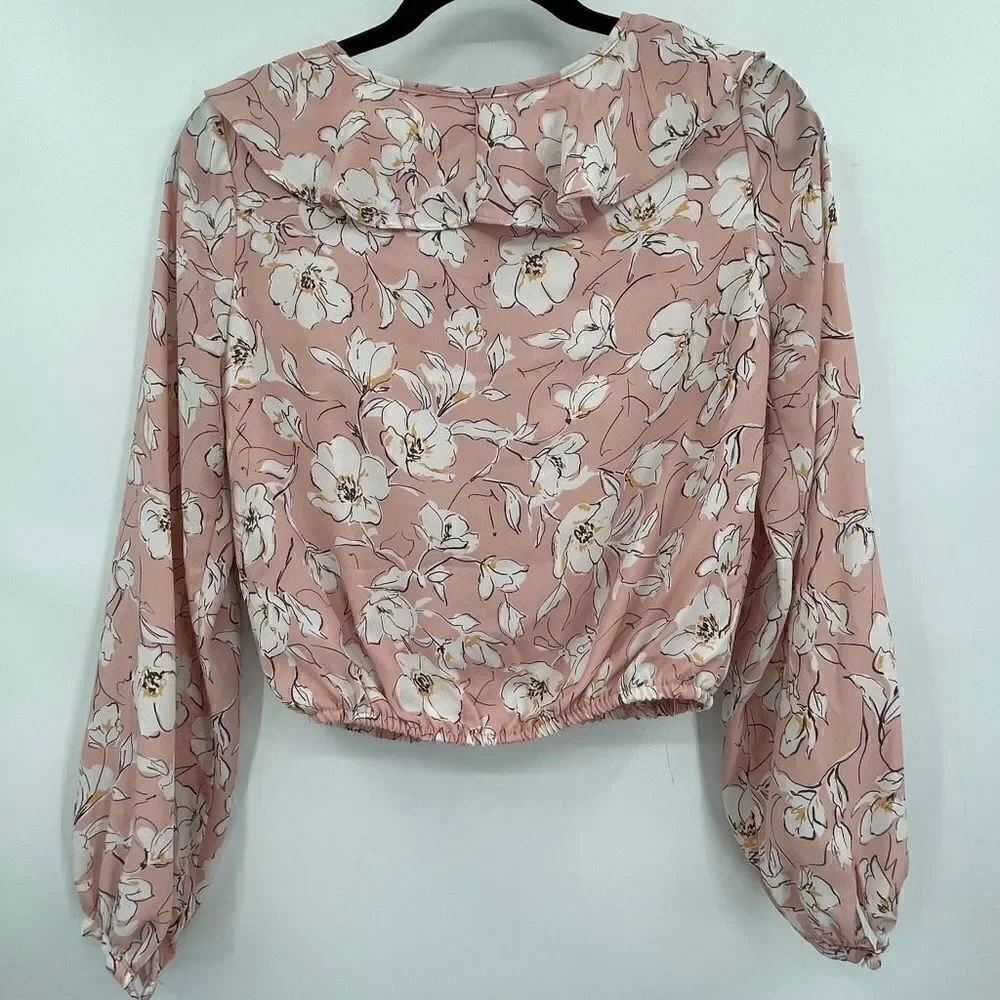 ASTR The Label Blush Ivory Deep V-Neck Floral Ruffle Blouse Size XS